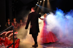 Vom Nebel ins Scheinwerferlicht: Raubritterball