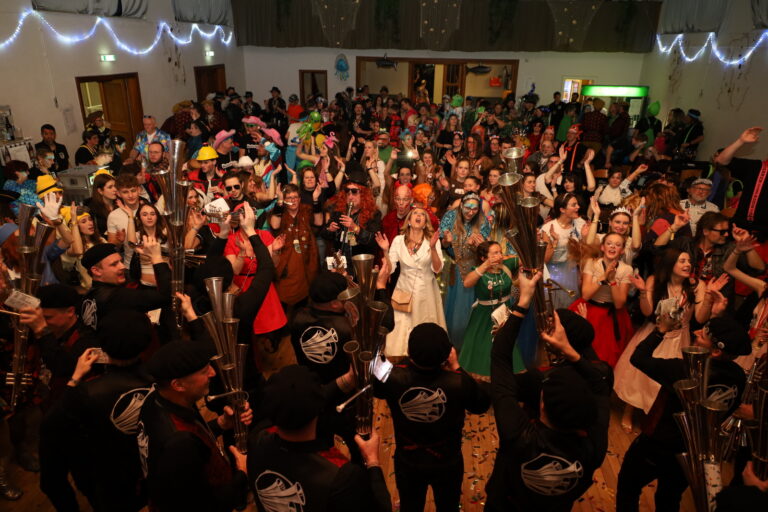 Zunftball Lochau: Glanzvoller Auftakt in den Hochfasching